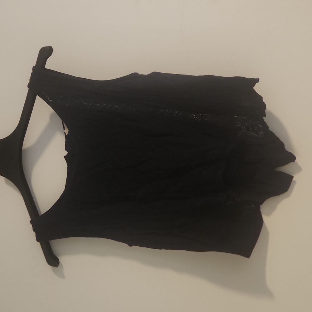 4 for $15 cropped tank
